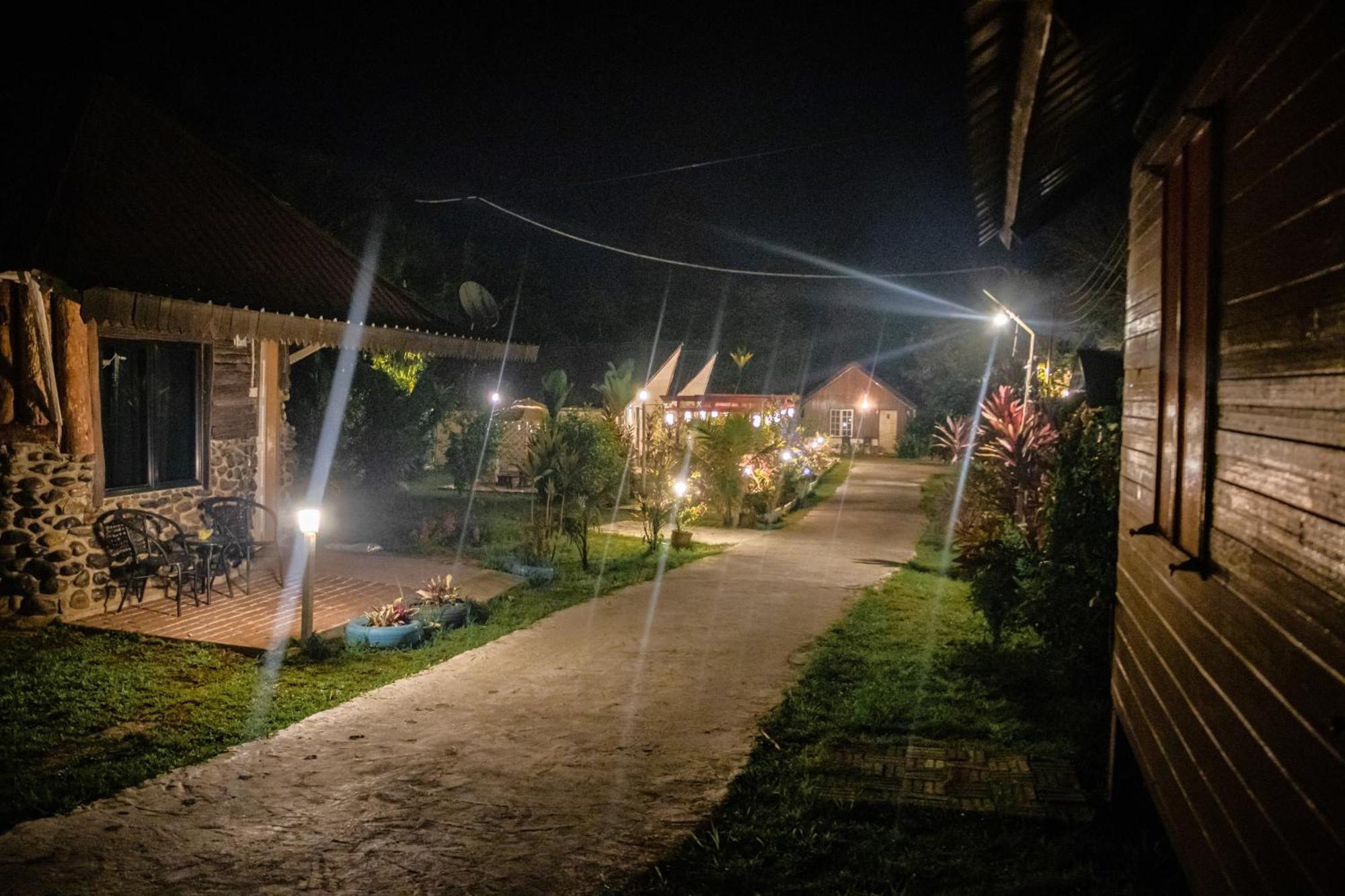 מלון סמפורנה Timba Garden Free Town And Jetty Transport מראה חיצוני תמונה